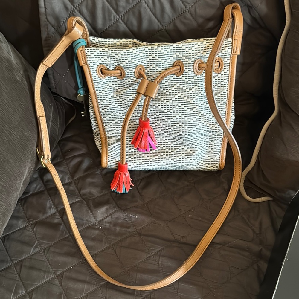 Fossil Tan and Red Crossbody Bag with Adjustable Strap